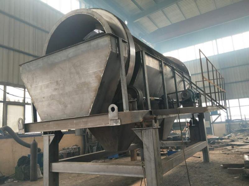 圓筒回轉(zhuǎn)篩-砂石滾筒篩-滾筒篩砂機(jī)-籠式<a href='http://www.xiasy.com' title='滾筒篩' target='_blank'>滾筒篩</a>分機(jī)(圓筒篩技術(shù)參數(shù))